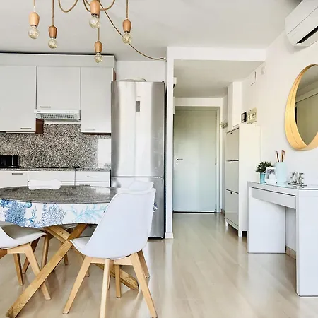 Duplex Comodo Vista Mar, Aire Ac. - Pers. - Es-258-189 아파트 *